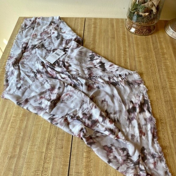 J JILL Infinity Scarf Gray Pink Mauve Purple Fringed NWT - Picture 6 of 6